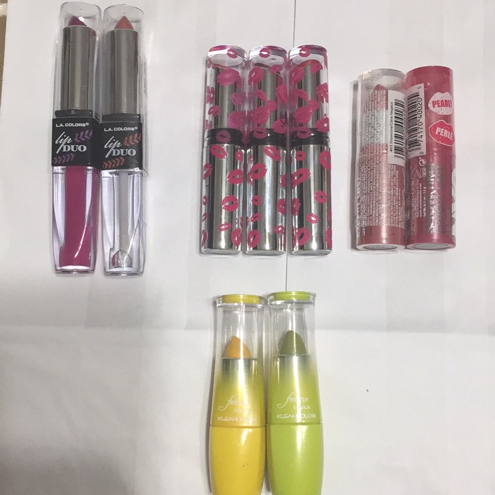 Lipstick Bundle (Various Colors).